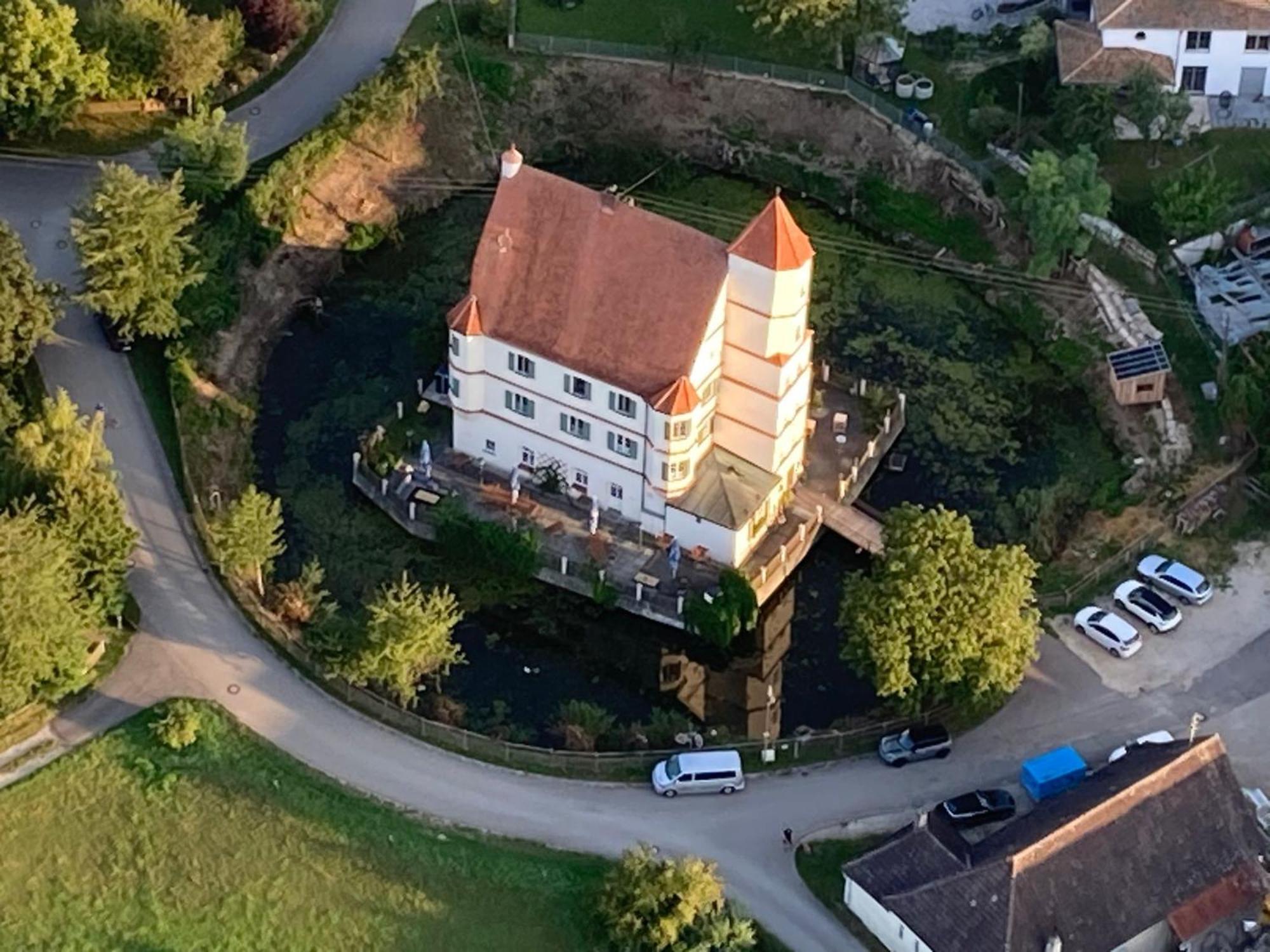 Schloss Kalteneck * Schwenningen (Dillingen)